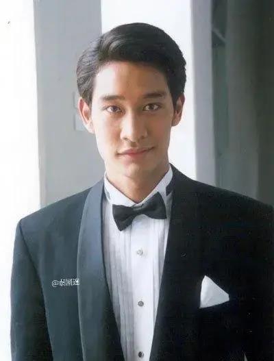 泰国明星pong的妻子